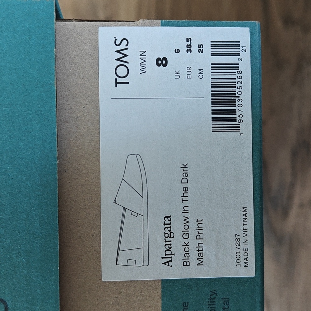 NIB Tom's Alpargata Black Glow-in-the-Dark Math Shoes - Picture 5 of 5